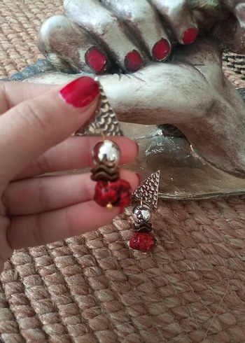 Bohem Kırmızı Boncuklu Mini Küpe - Görsel 2