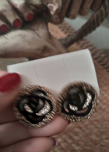 Siyah Desenli Mini Düğme Küpe - Görsel 5