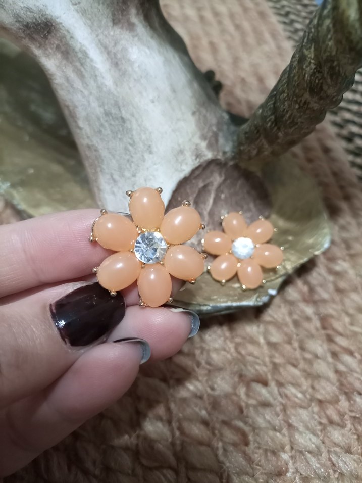 Bej Çiçek Boncuklu kupe - Görsel 5