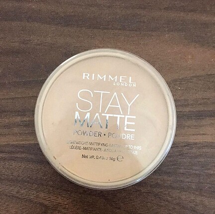 Rimmel London Pudra ve Aydınlatıcı
