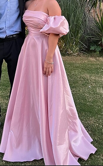 Pembe prenses nişanlık