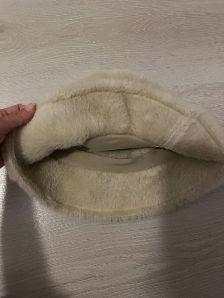 Bej Kürklü Kadın Şapka - Görsel 2