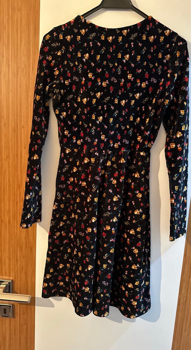 Çiçek Desenli Uzun Kollu Midi Elbise - Görsel 2