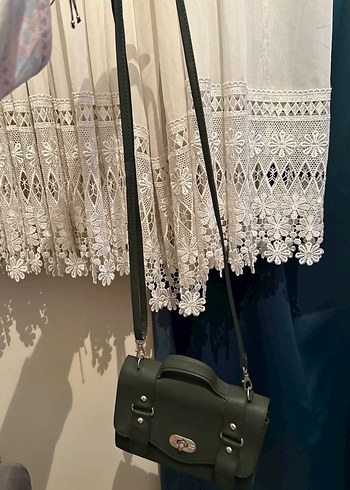 Tokalı Koyu Yeşil Deri Kadın Çanta - Görsel 4