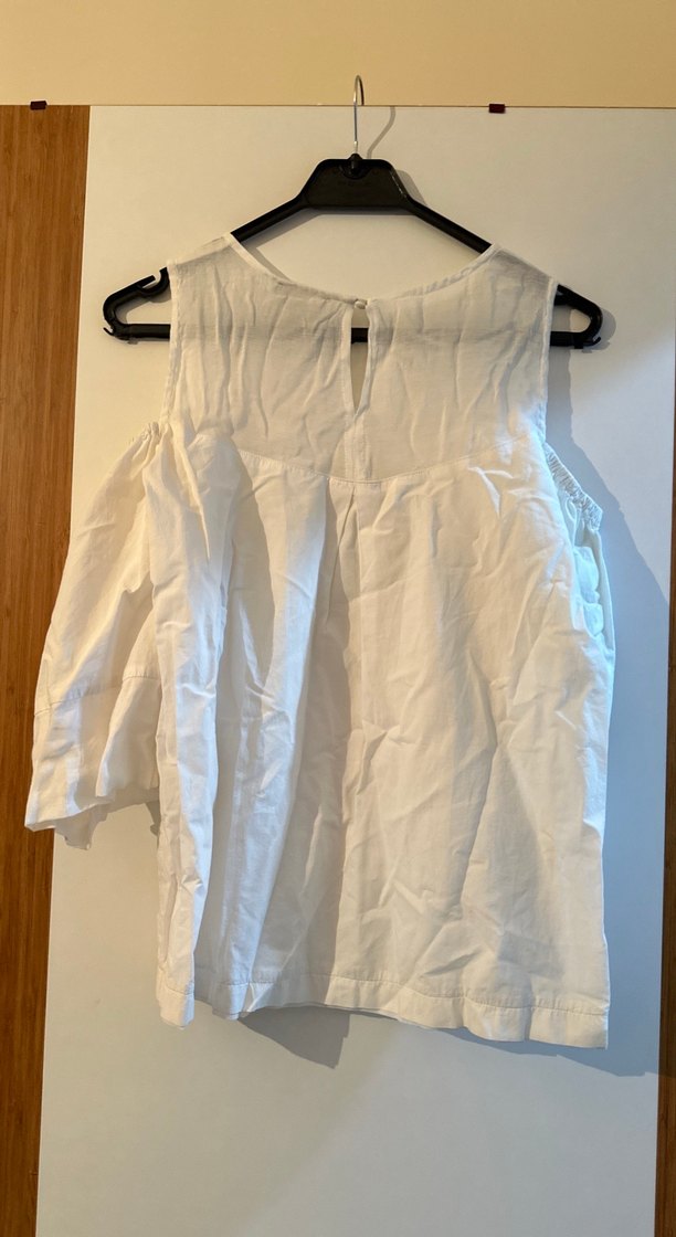 Beyaz Keten Omuzları Açık Bluz - Görsel 2