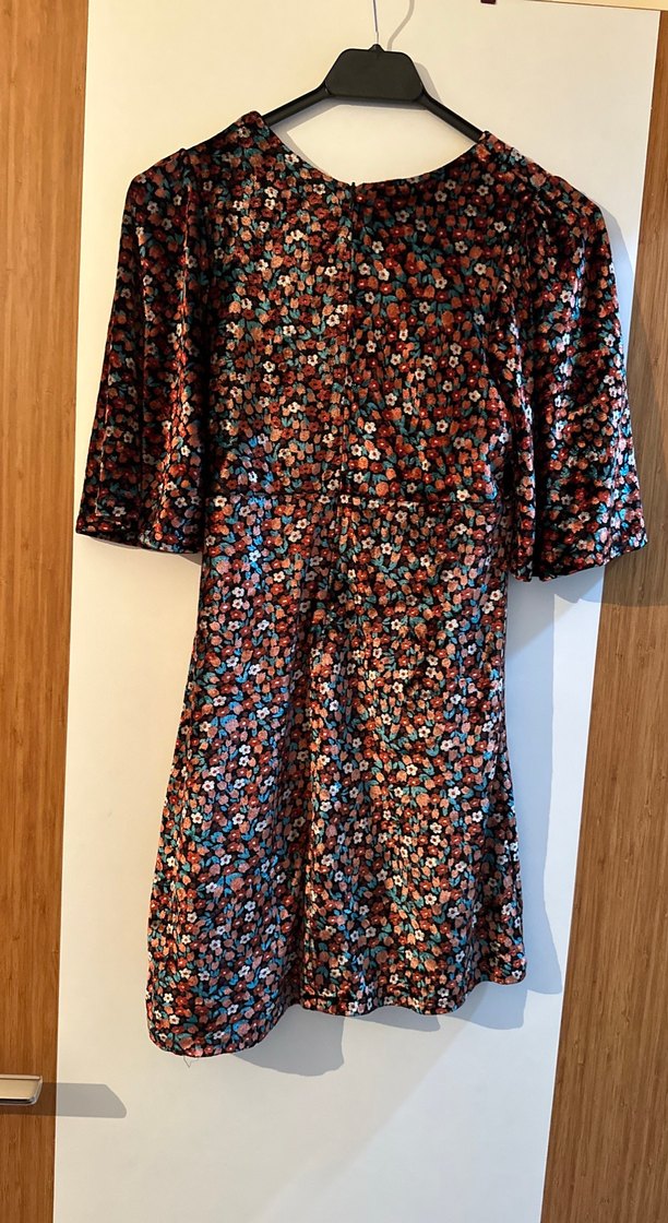 Bohem Tarzı V Yaka Midi Elbise - Görsel 2