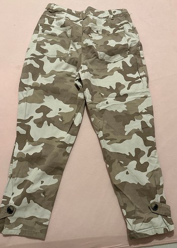 Bej Kamuflaj Desenli Rahat Kesim Kadın Pantolon - Görsel 2