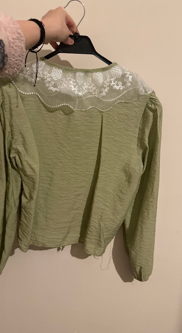 Dantel Detaylı Yeşil Vintage Gömlek - Görsel 2