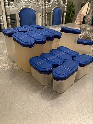 Tupperware baharatçık