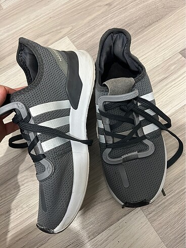 Adidas Sıfır ayakkabı
