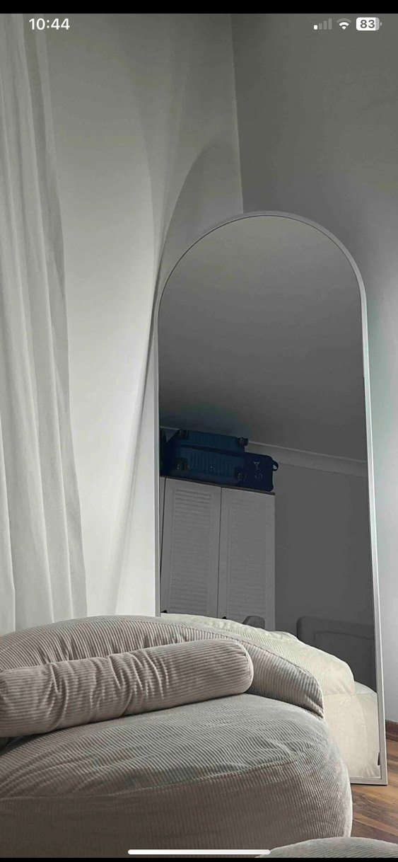 Beyaz Çerçeveli Ayaklı Dekoratif Ayna - Görsel 2