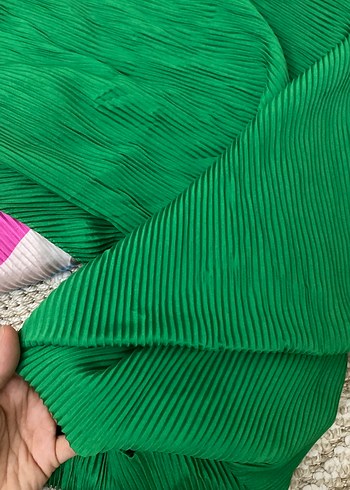 Piliseli Çok Renkli Kadın eşarp - Görsel 3