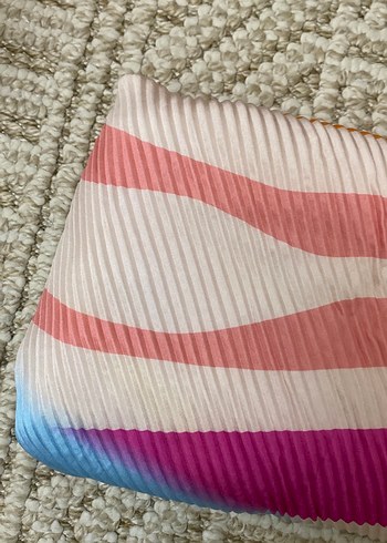 Piliseli Çok Renkli Kadın eşarp - Görsel 2