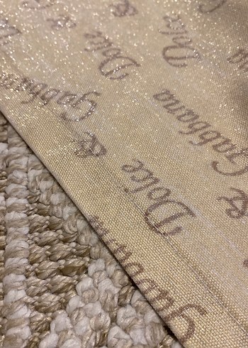 Parlak Altın Renkli Baskılı Bohem Masa Örtüsü - Görsel 2