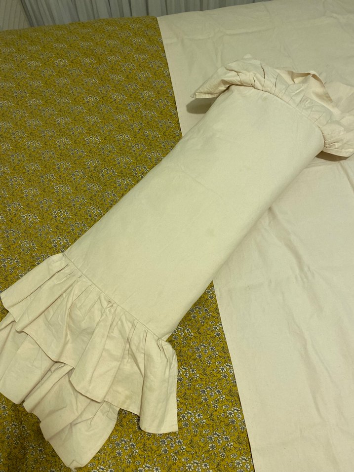 Uzun yastık ve yatak runner - Görsel 2