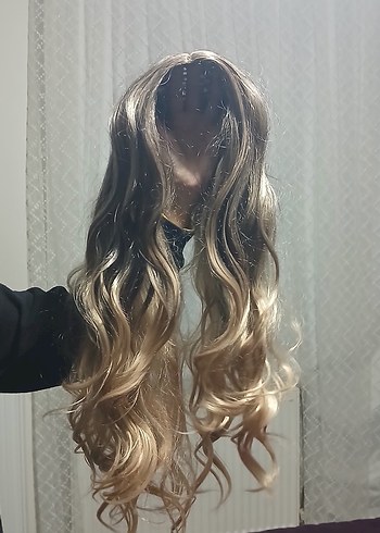 Bej Parlak Bohem Dalgalı Sentetik Peruk - Görsel 3