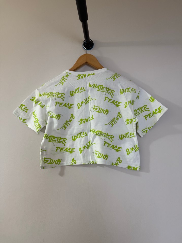 Renkli Baskılı Kız Tişörtü - Görsel 2