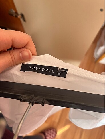 Trenyol tek kol bluz - Görsel 3