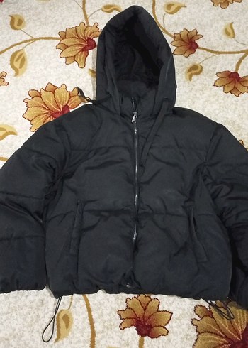 Bershka Siyah Kapusonlu Sisme Mont