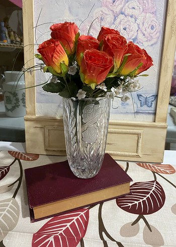 Beyaz Desenli Şeffaf Vazo - Görsel 4