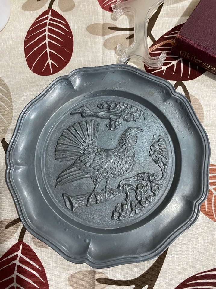 Gri Desenli Klasik Tabak - Görsel 2