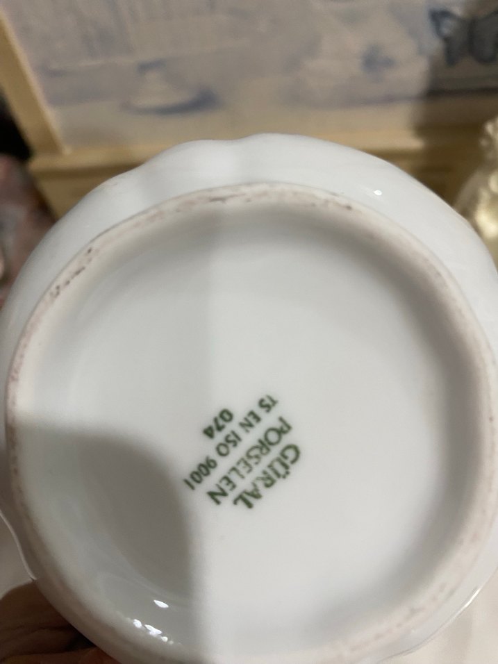 Pastel Çiçek Desenli Beyaz Porselen Sutluk - Görsel 3