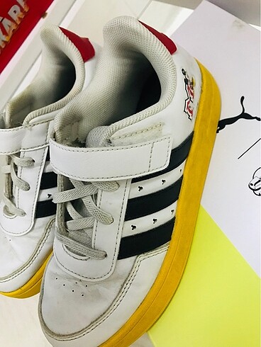 31 Beden beyaz Renk Adidas ayakkabı