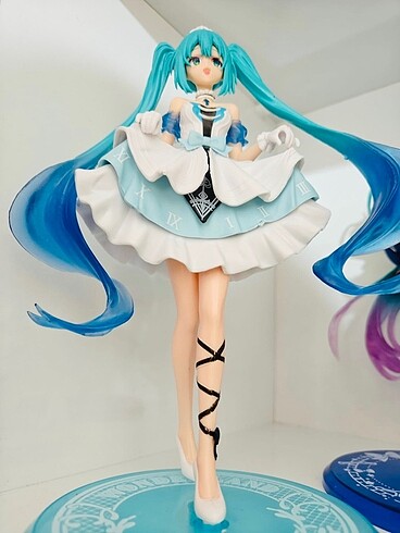 Hatsune Miku Wonderland Figür