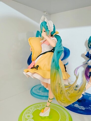 Diğer Hatsune Miku Wonderland Figür