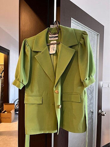Kısa kollu blazer