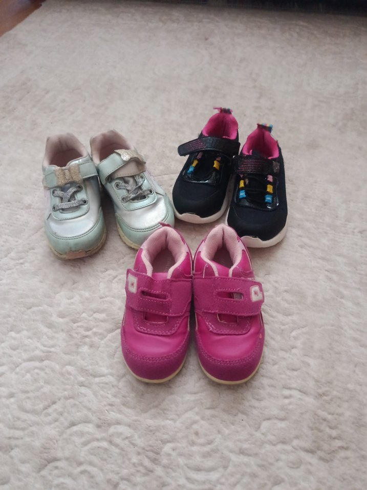 Kız Çocukları için Renkli Cırt Cırtlı Spor Ayakkabı - Görsel 2