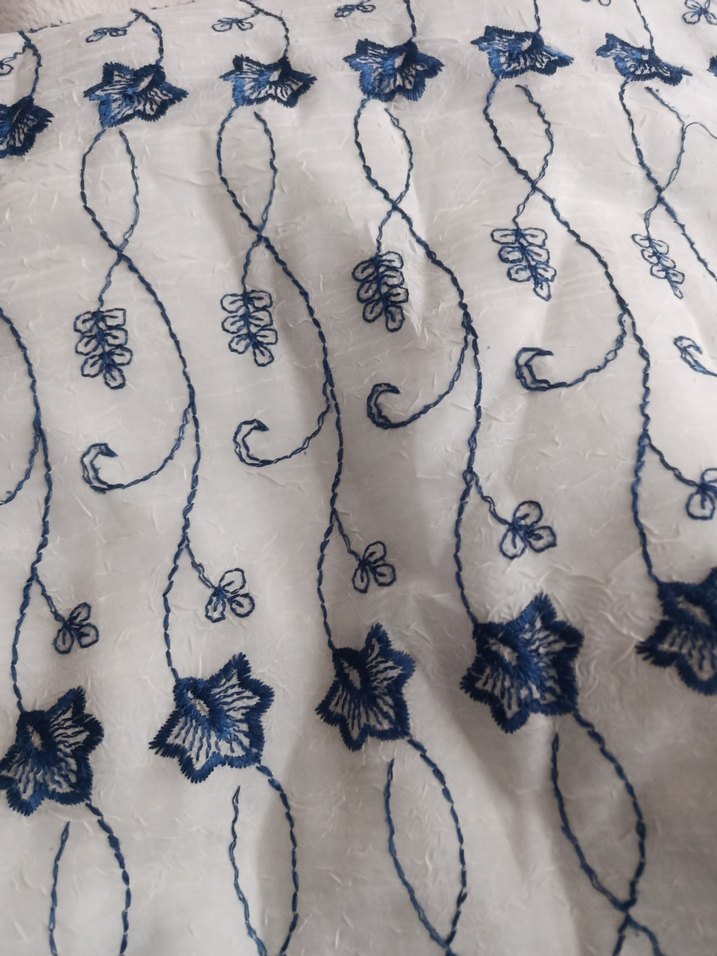 Mavi Nakışlı çift kişilik yatak örtüsü - Görsel 2