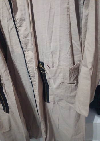 Kadın Bej Uzun Kuşaklı Trençkot - Görsel 3