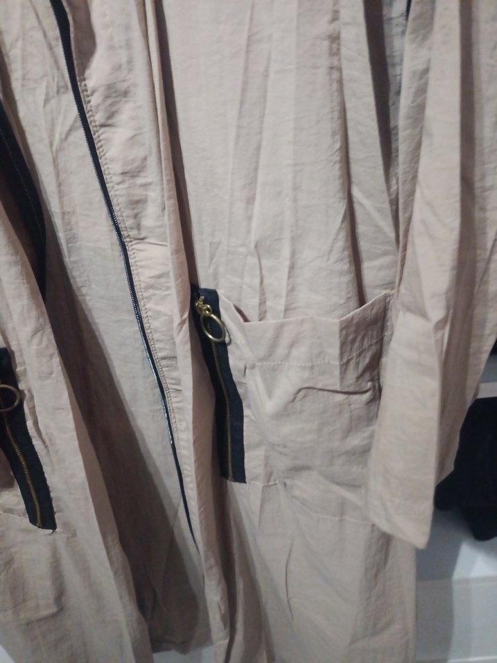 Kadın Bej Uzun Kuşaklı Trençkot - Görsel 3