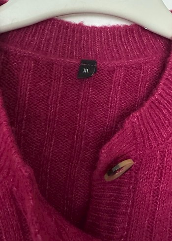 Fuşya Düğmeli Kadın Triko Kazak - Görsel 4