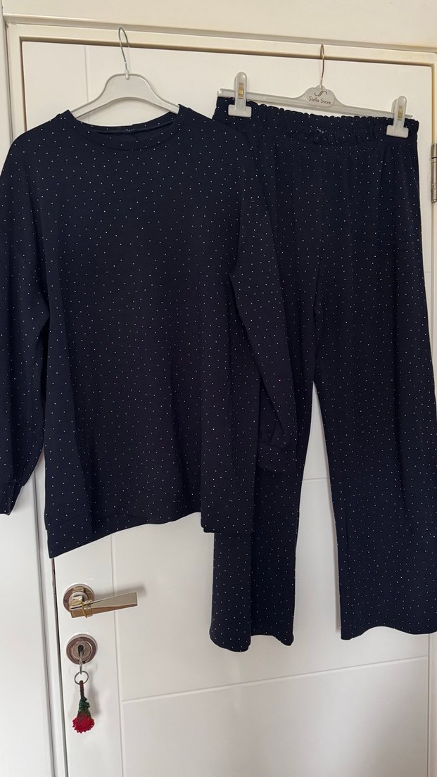 Lacivert taşlı oysho takım - Görsel 2