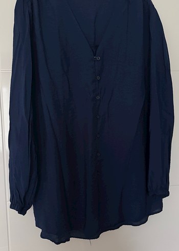 Lacivert V Yaka Düğmeli Kadın Gömlek - Görsel 2