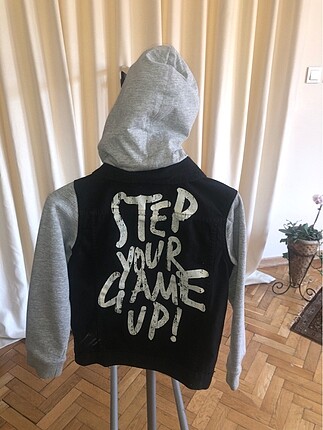 7 Yaş Beden H&m çocuk kot-sweat ceket