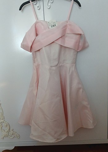 LC Waikiki Pudra Pembe Straplez Mini Abiye Elbise