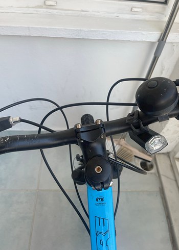 Mavi Üç Tekerlekli Bisiklet - Görsel 8