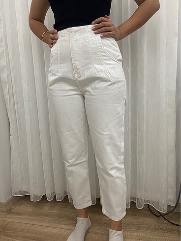 Dilvin beyaz jeans