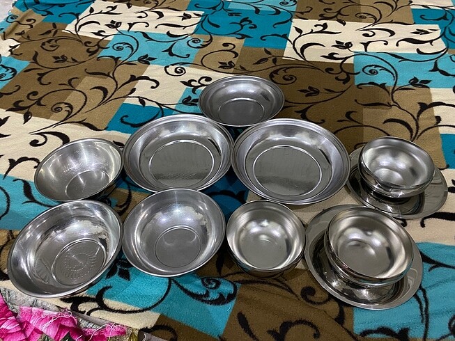 12 parça metal tabak kase ve ipler