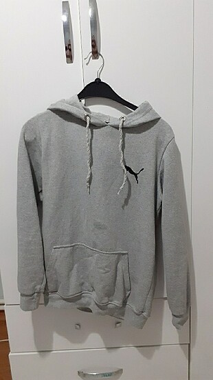 Puma sweatshirt