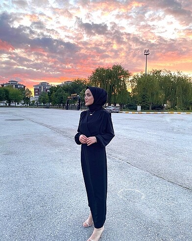 Siyan Elbise