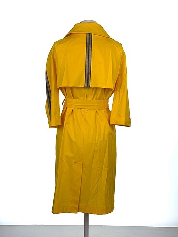 m Beden Diğer Trenchcoat %70 İndirimli.
