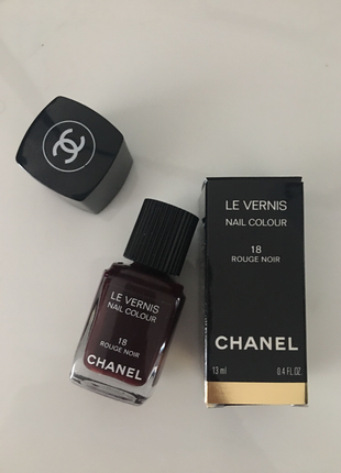 Chanel 18 
