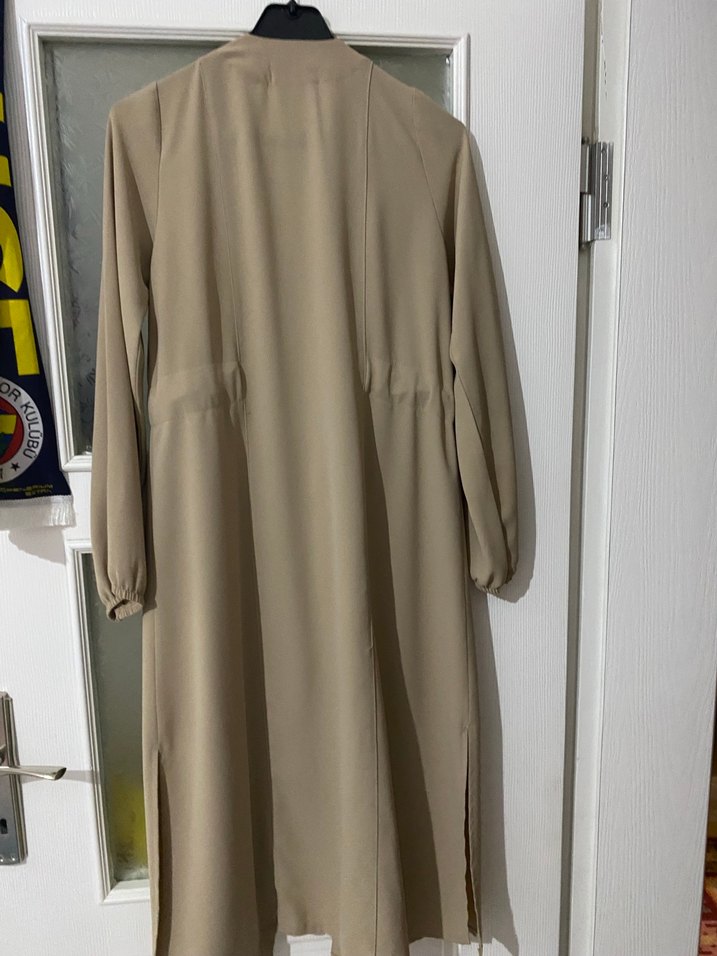 Bej Uzun Kadın Trençkot - Görsel 3