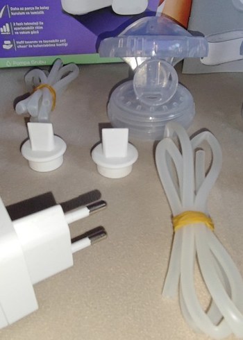 Lansinoh Süt Sağma ve Pompası ve Biberonu - Görsel 2