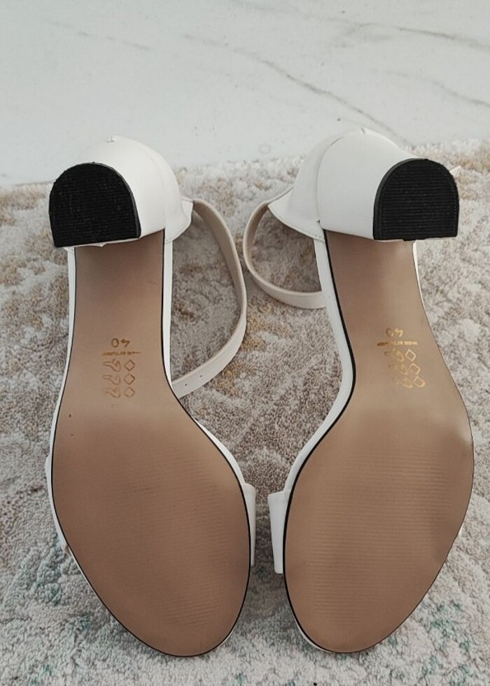 Beyaz Sandalet 40 Numara - Görsel 5