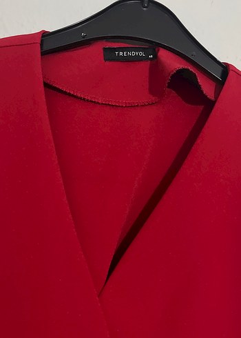 Kırmızı Düğmeli Midi V Yaka Kadın Elbise - Görsel 2